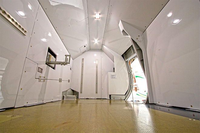 Falcon 2000 Baggage Mod