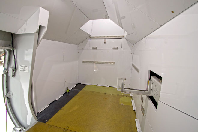 Falcon 2000 Baggage Mod